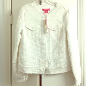 Catherine Malandrino —Fabulous white jacket!